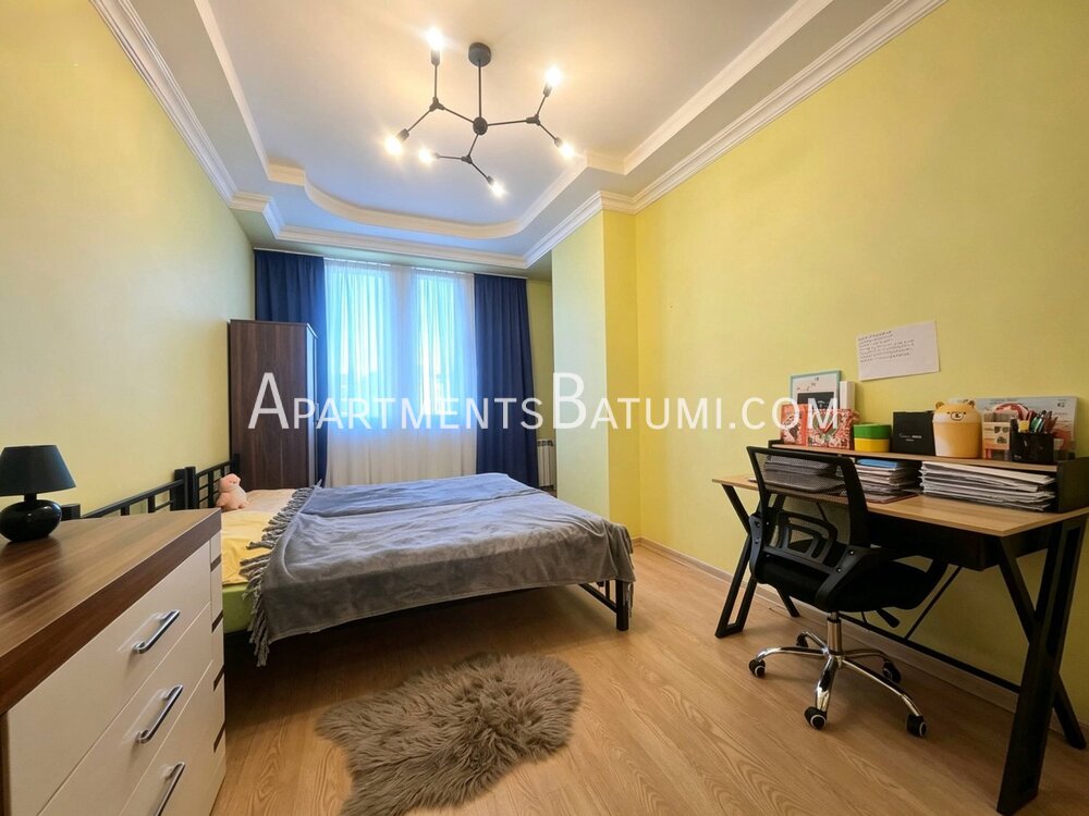 Продажа 3-комнатной квартиры 90 м² | Высокий этаж, вид на горы, с мебелью