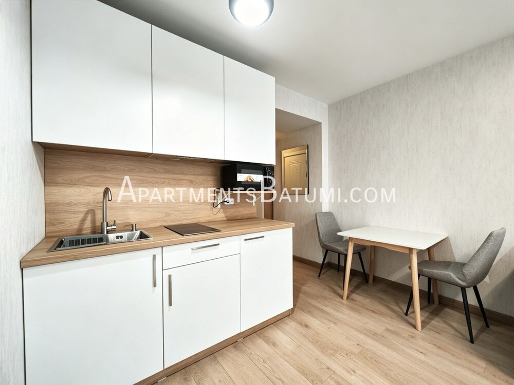 Продаётся просторная квартира 1+1 в Orbi Beach Tower, Батуми