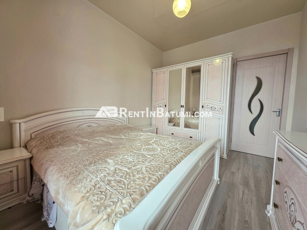Аренда квартиры в Старом городе Батуми на улице Чавчавадзе