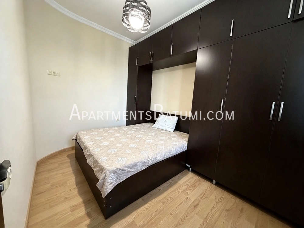 Сдаётся 1+1, 45 м² на ул. Шериф Химшиашвили