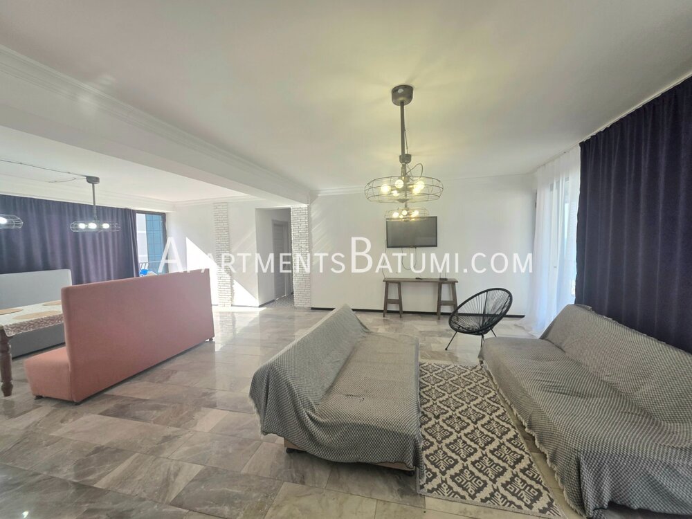 4-комнатной 110 м² в Гонио