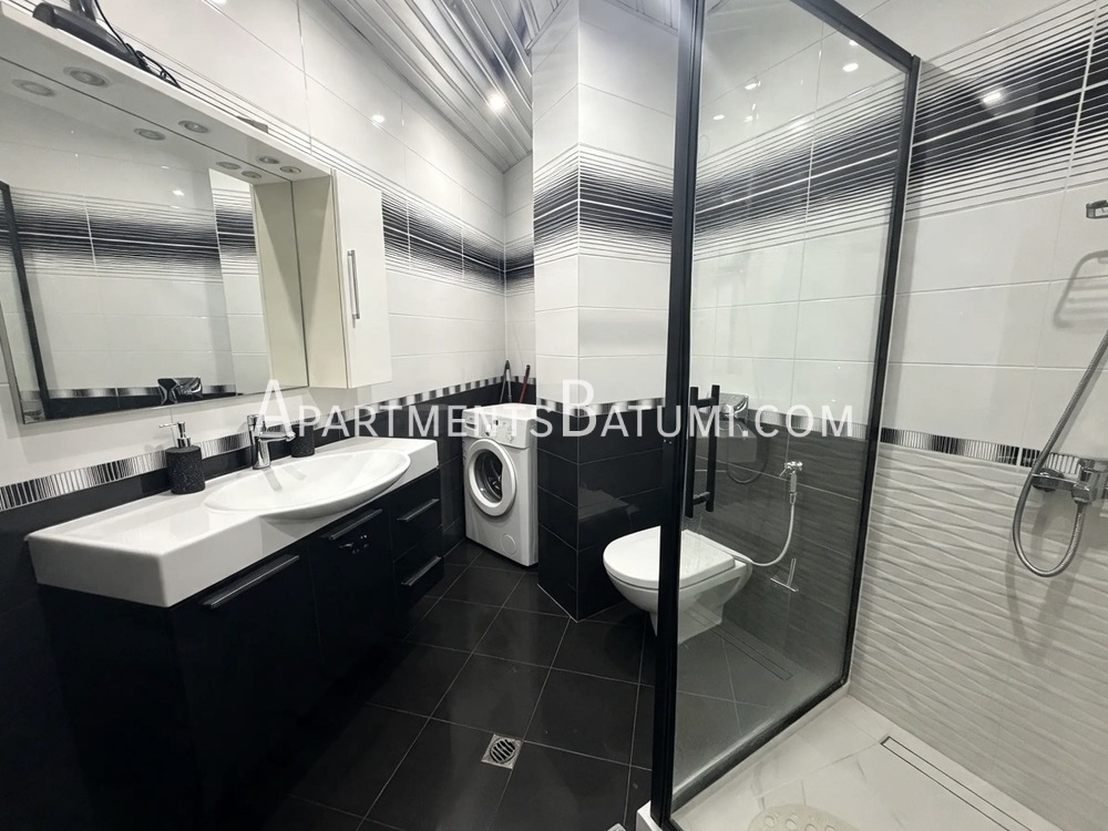 Аренда 3-комнатной квартиры 95 м² на Руставели за $1000