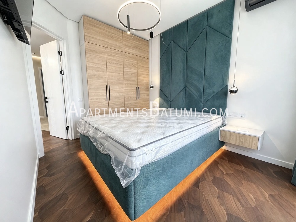 For Sale: 85 m² Apartment in Bagrationi Residence — $270,000, Panoramic Sea View